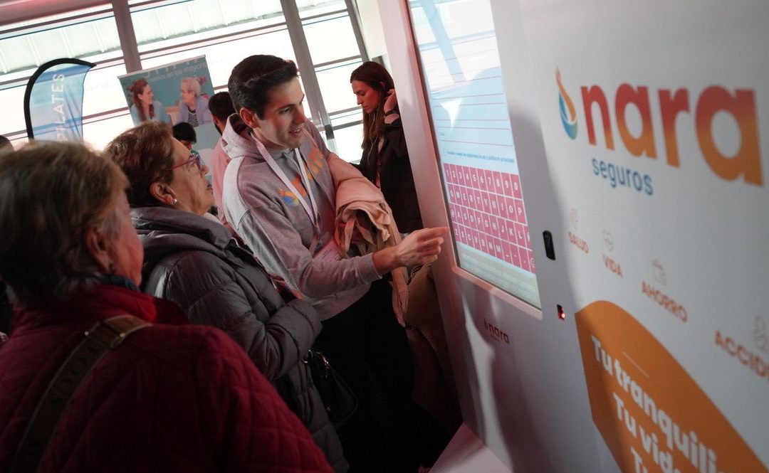 ¡Nara por aquí, Nara Seguros por allá! Un evento inolvidable en la Feria Senior en el Movistar Arena